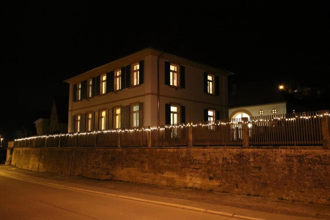 Ferienwohnung Altes Pfarrhaus Bargen エクステリア 写真
