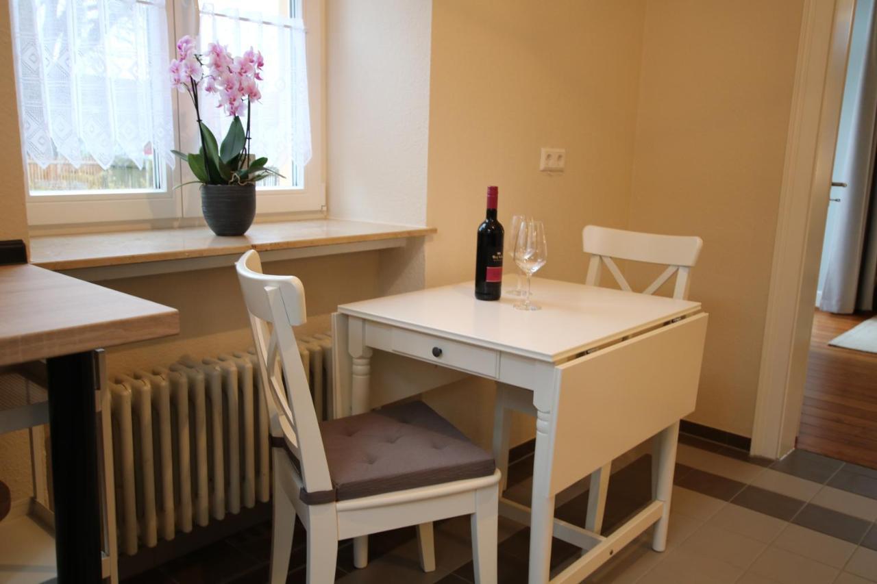 Ferienwohnung Altes Pfarrhaus Bargen エクステリア 写真