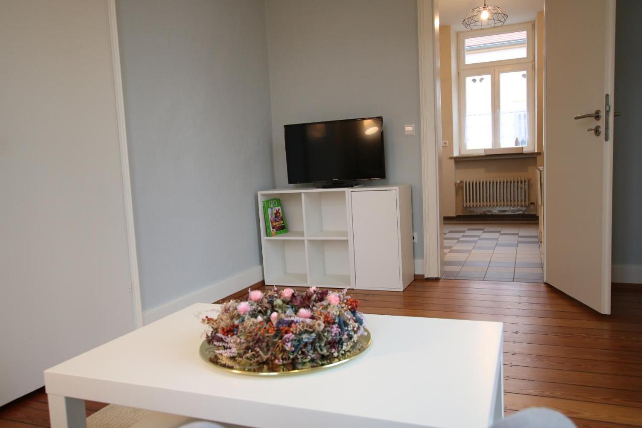 Ferienwohnung Altes Pfarrhaus Bargen エクステリア 写真