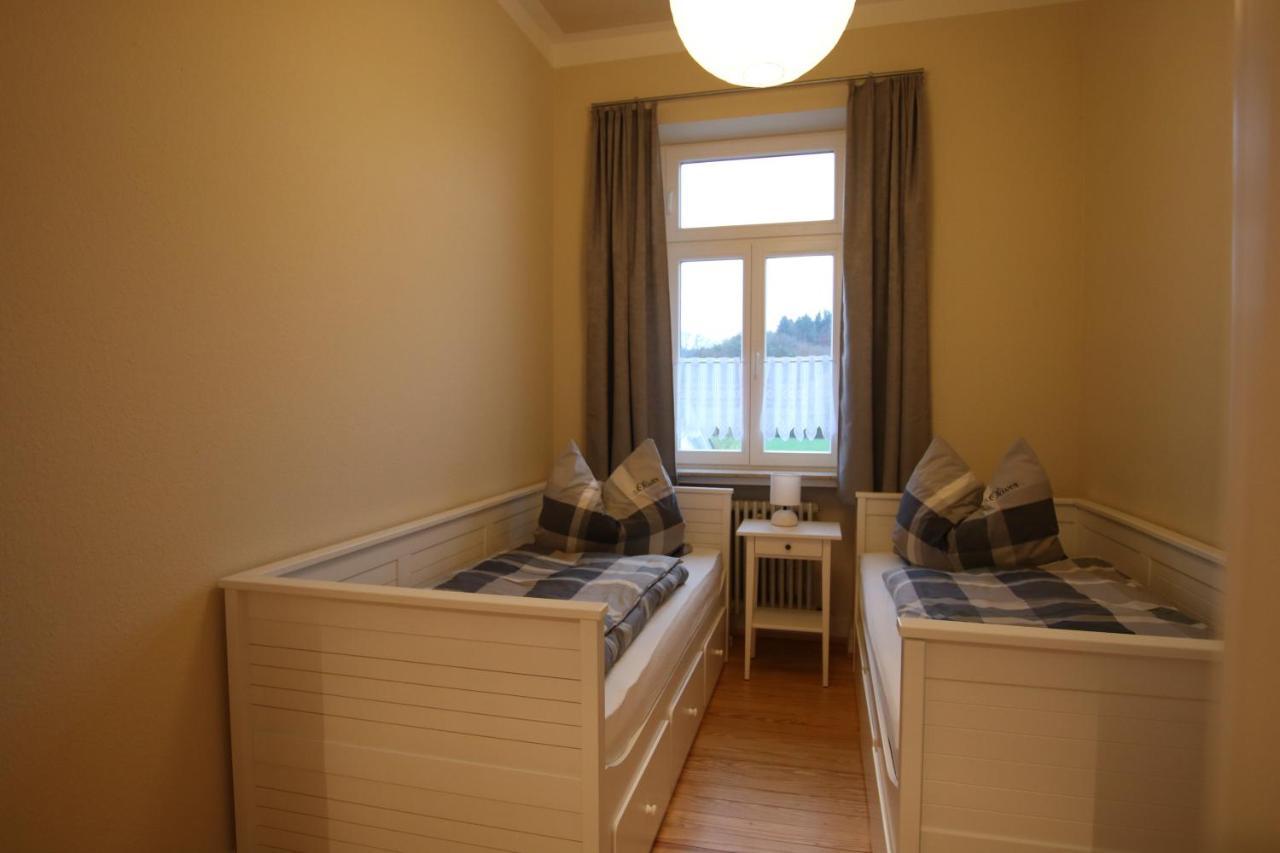 Ferienwohnung Altes Pfarrhaus Bargen エクステリア 写真